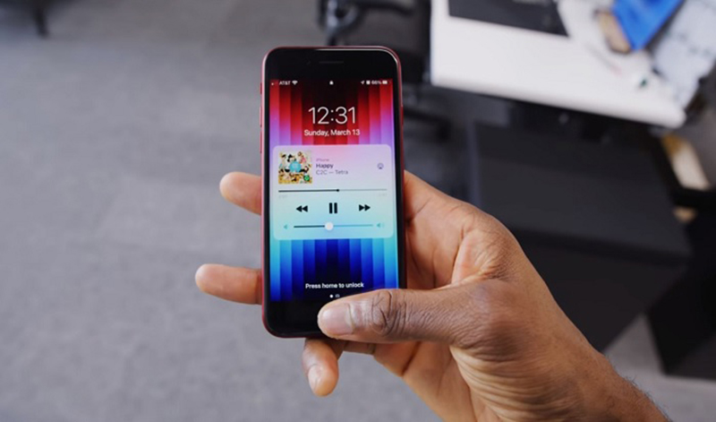 124 ly-do-khien-iphone-se-bi-nguoi-dung-xa-lanh-sieu-ban-re