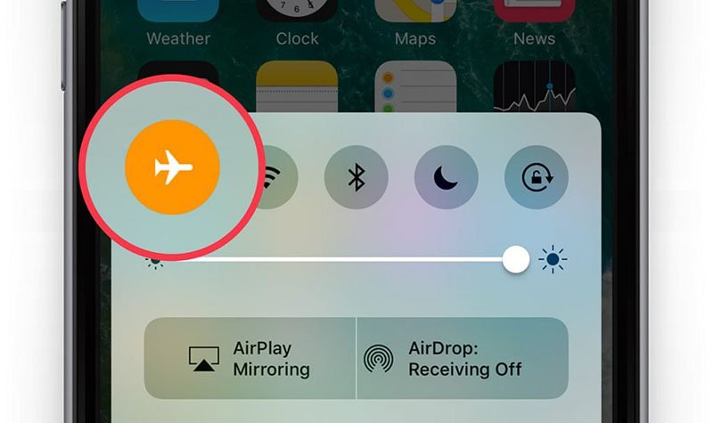 30320518c6060d585417 sac-iphone-sieu-ban-re