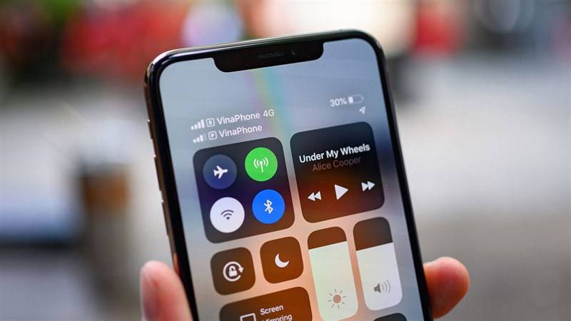 sua_loi_mic_iphone_sieubanre