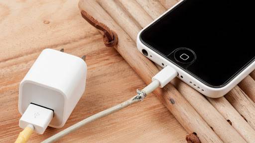 cap-iphone-kem-chat-luong