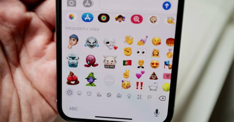 emoji-696x364-2 emoji-iphone-sieu-ban-re