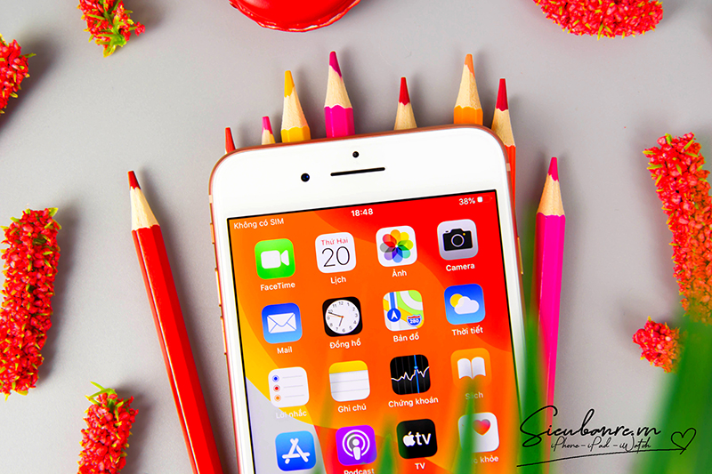 iphone-8-plus-con-dang-mua-sieu-ban-re